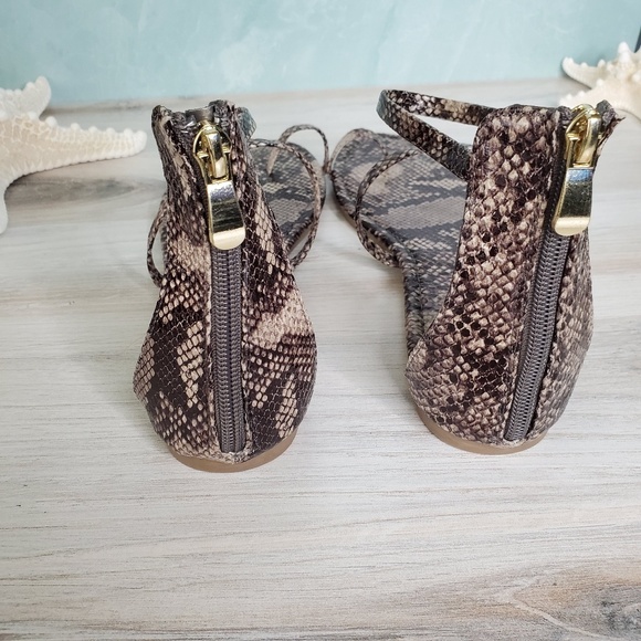 New! Liliana Snake Toe Ring Sandal - Picture 3 of 5